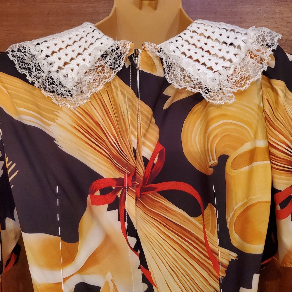 Dress - Picture 7 of 16